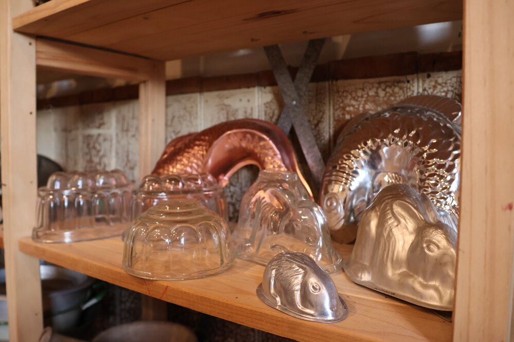 Vintage jelly moulds, Terrace Station kitchen museum, 2023