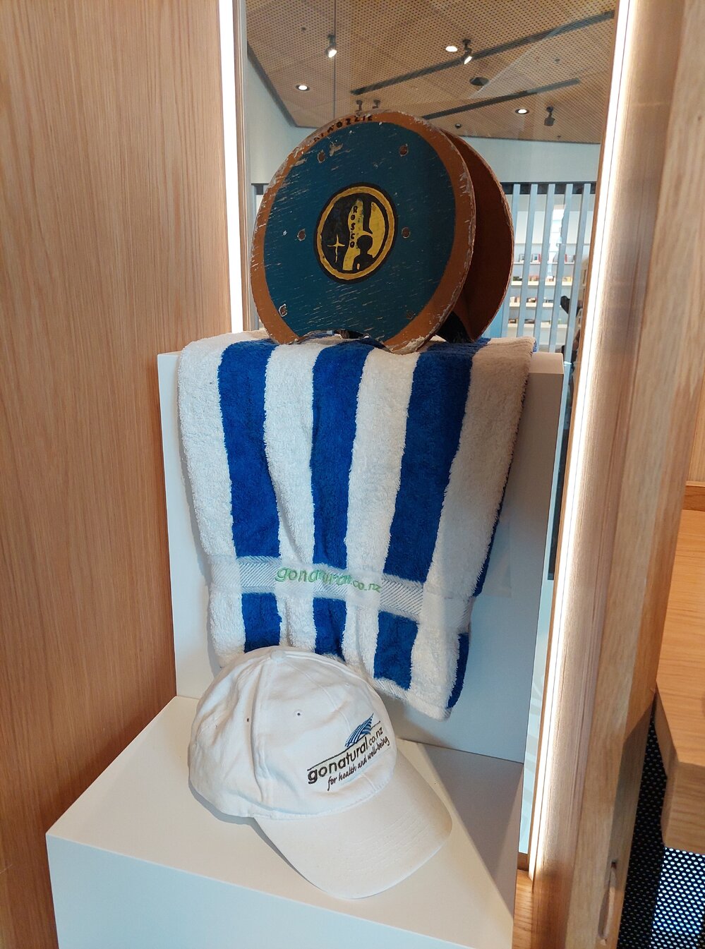 Pineglades exhibition case