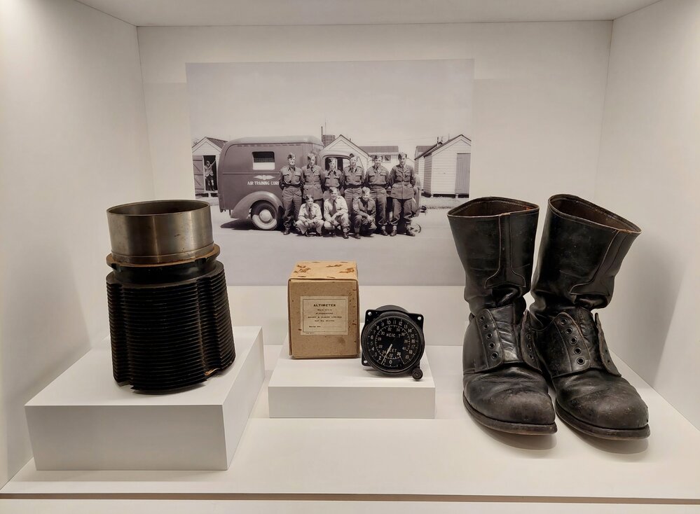 Weedons RNZAF air station exhibition case at Te Ara Ātea, 2023