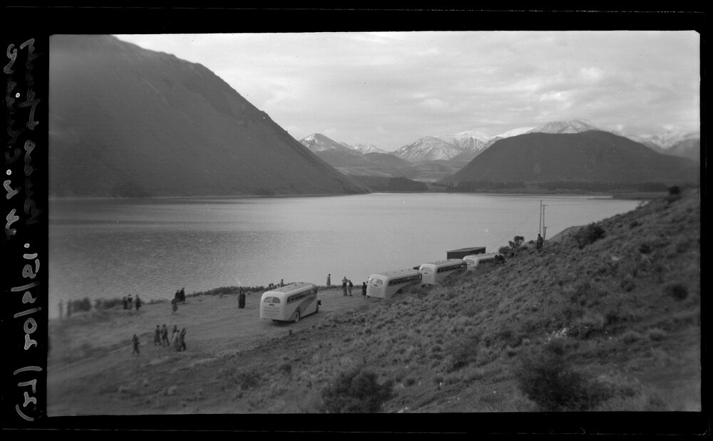 Buses and party at Lake Coleridge