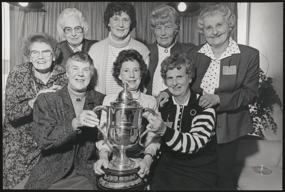 Halkett women's hockey team K Cup reunion, 1990