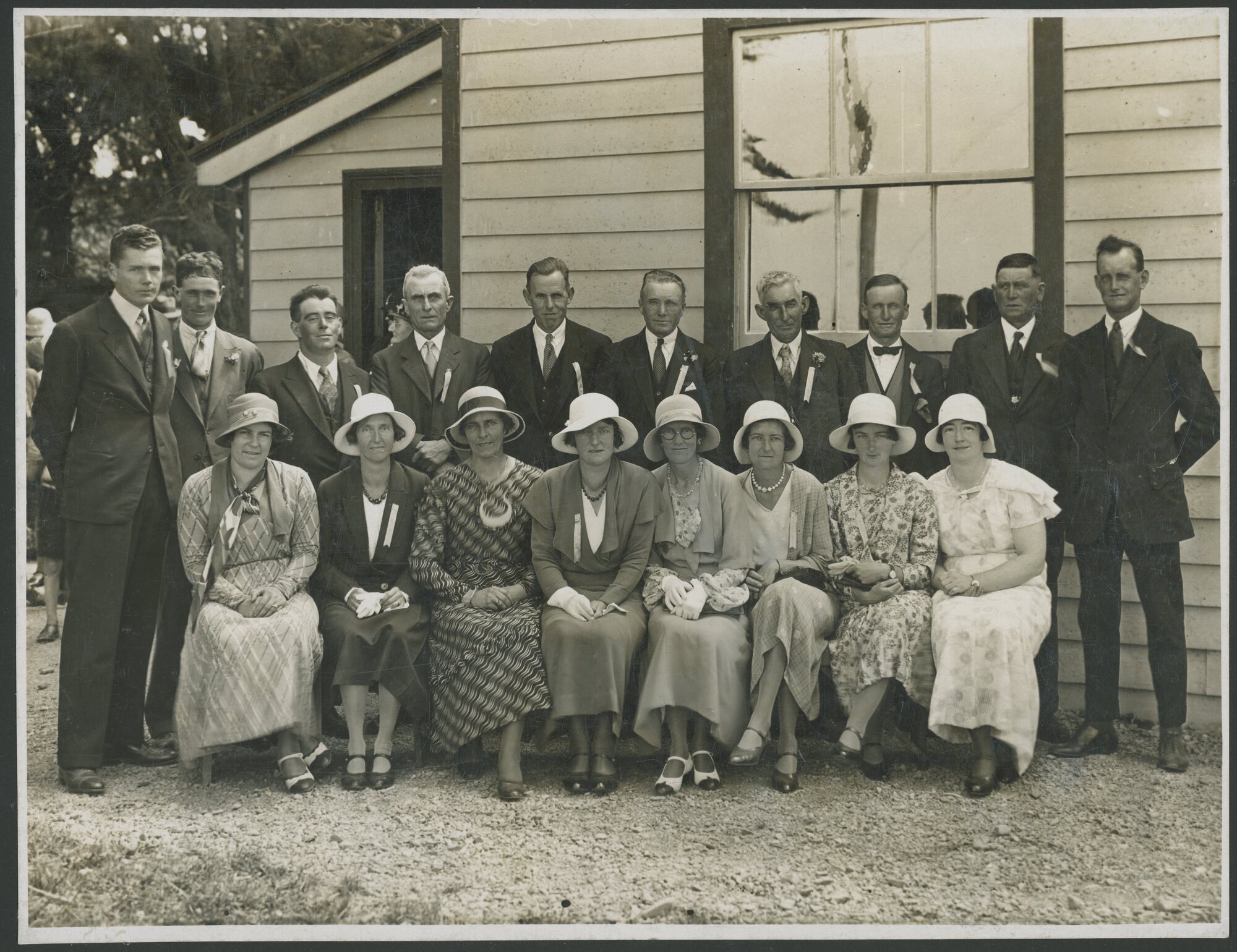 Group outside Russell's Flat School, 1934 School Jubilee