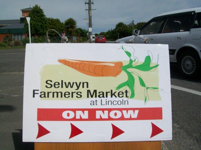 Selwyn Farmer's Market sign