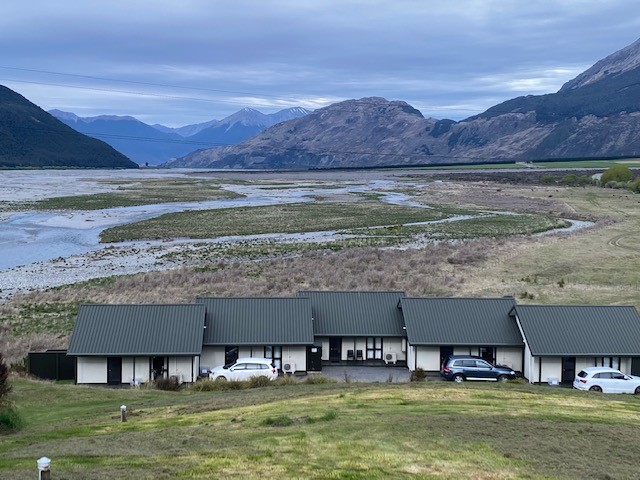 Bealey Hotel accommodation on the Waimakariri River