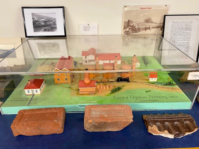 Ford and Ogden Pottery