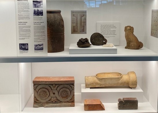 Glentunnel pottery on display at Te Ara Ātea 