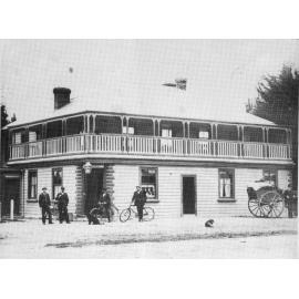 Darfield Hotel