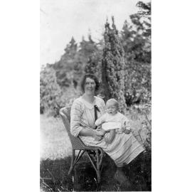 Myra Cecelia (Cis) and Graham Gunn