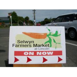 Selwyn Farmer's Market sign