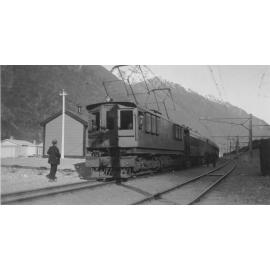 First passenger train, Otira  