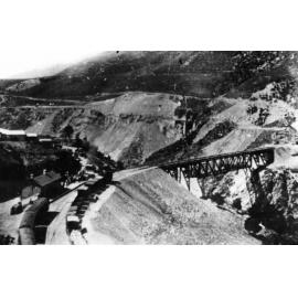 Broken river railway station