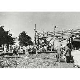 School Picnic Group at Lincoln Railway Station, c. 1962