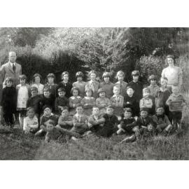 Lincoln Primary School, Standards 1 and 2,  1932