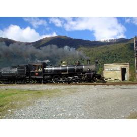 Mainline steam train at Aickens