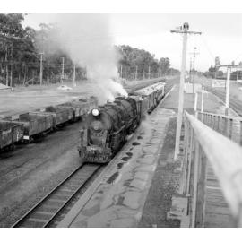 Steam Train at Rolleston Station