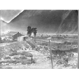 Men digging reservoir at Otira  