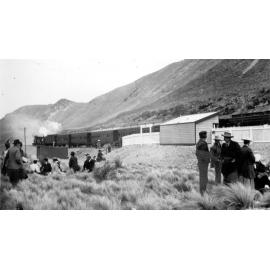 Train standing at Staircase Gully