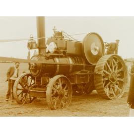 Steam tractor at vintage machinery show 