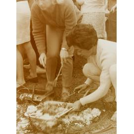 Serving kai at community hangi