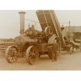 Traction engine