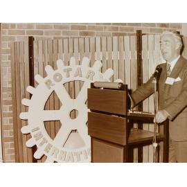 Speech at a Lincoln Rotary function 