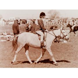 Competitor in riding competition 