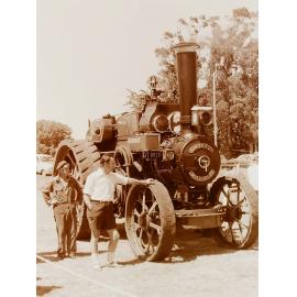 Vintage vehicle parade