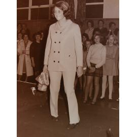 Women's fashion parade 