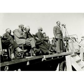 Mr R. Jeal at the Kimberley Water Race opening