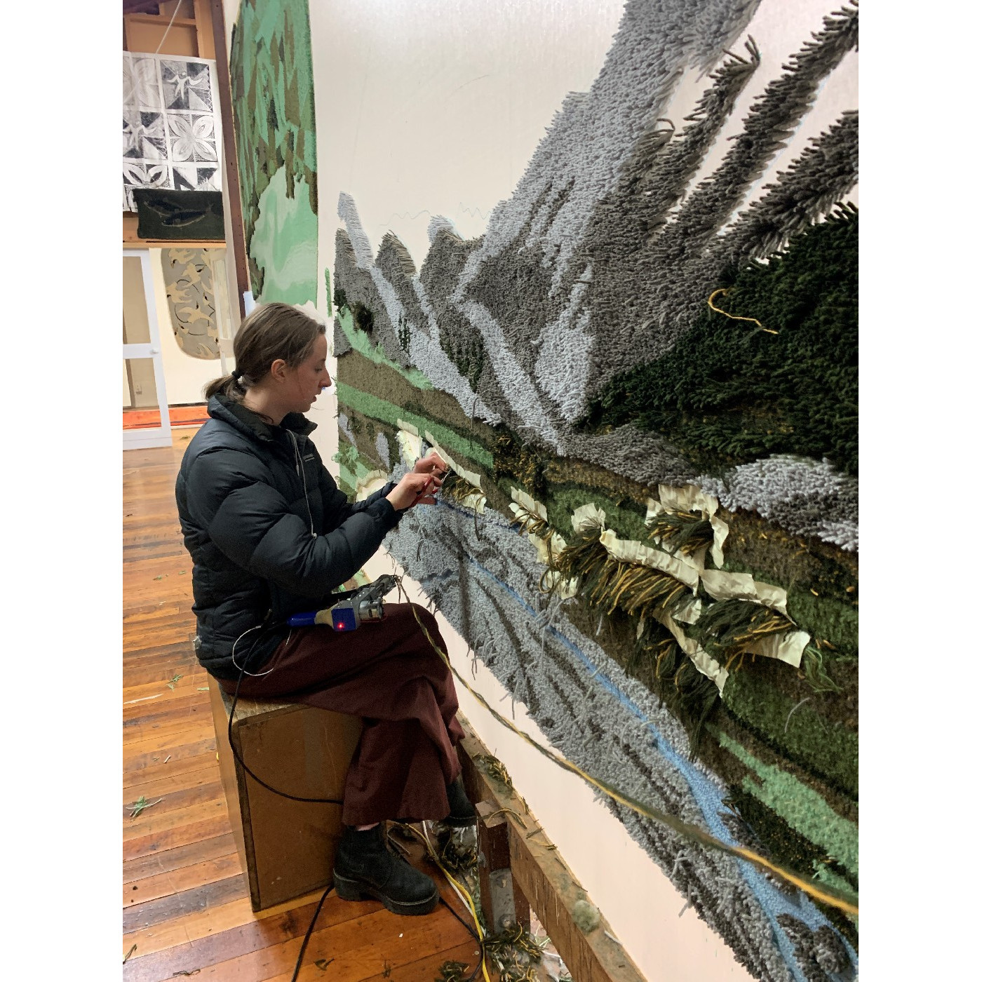 The making of the Te Ara Ātea rug