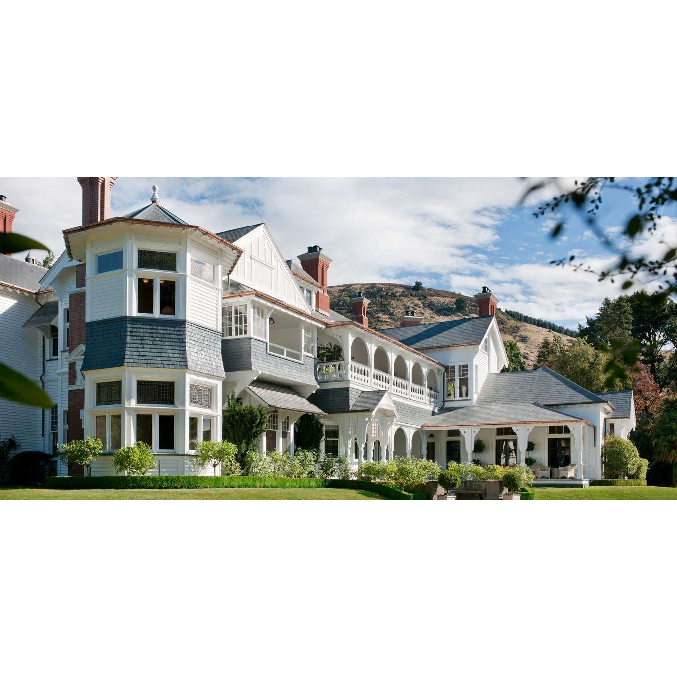 Homesteads and Lodges