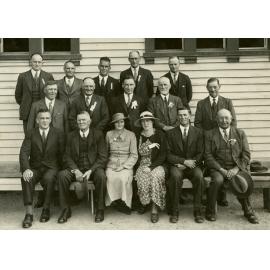 Annat School past students