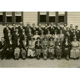 Annat School past students