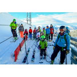 Junior members of Broken River Ski Club