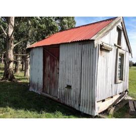 Original Pearson honey shed c1927