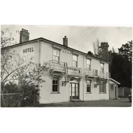 Hororāta Hotel, 1973