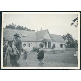 Group outside old Courtenay School, 1956
