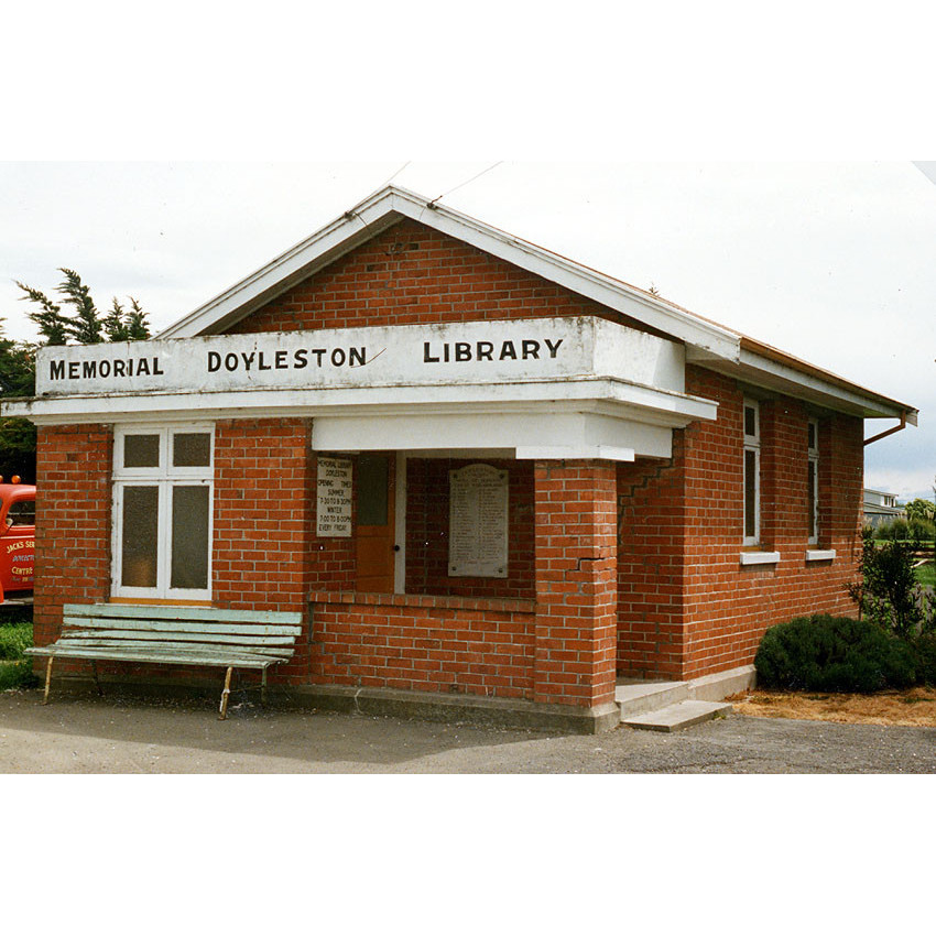 Doyleston Memorial Library
