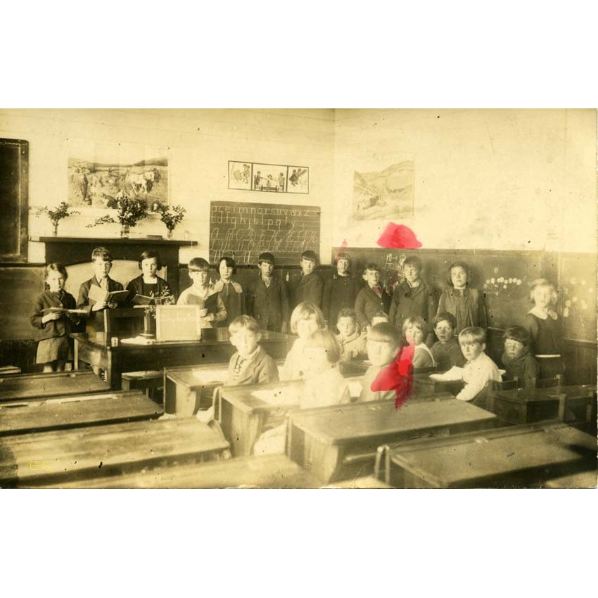 Doyleston School
