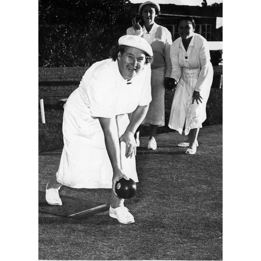 Bowling in Ellesmere