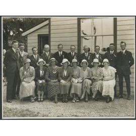 Group outside Russell's Flat School, 1934 School Jubilee