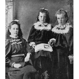 Nellie, Ivy and Jennie McKenzie, Dunsandel