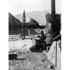 Driving piles for the Cass Bridge