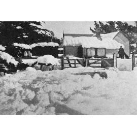 Snow storm, house of Mr Duncan under snow