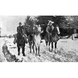 Lake Coleridge power house workers on horseback rescue mission