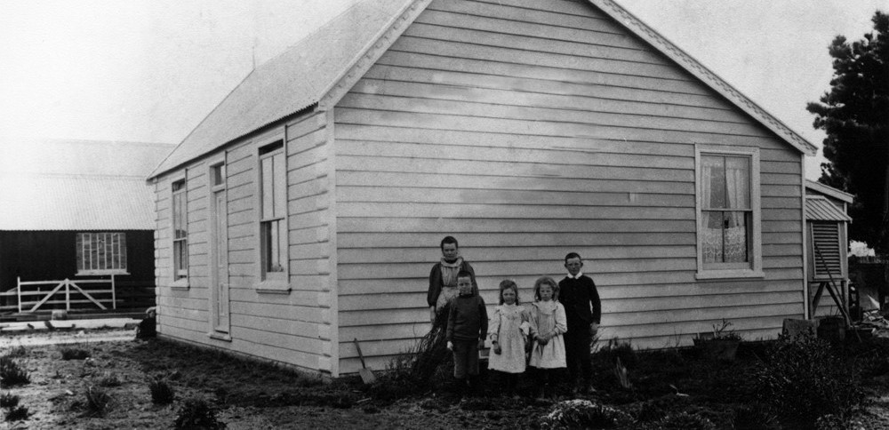 First Hall/Library in the background on the left-hand-side. 1890-99.  Courtesy of Reg Brown.