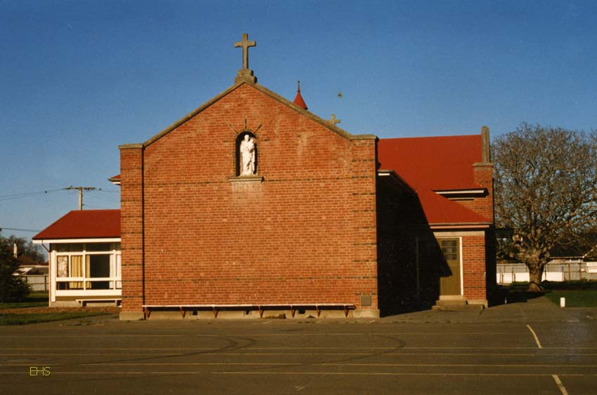 Catholic Convent School, Leeston 
Photographer Allan F. Chapman. Ellesmere Historical Society.