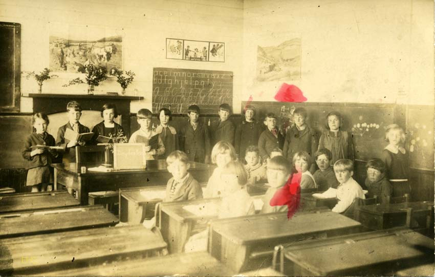 Doyleston School   
Courtesy of Lynette West
EHS-1428 