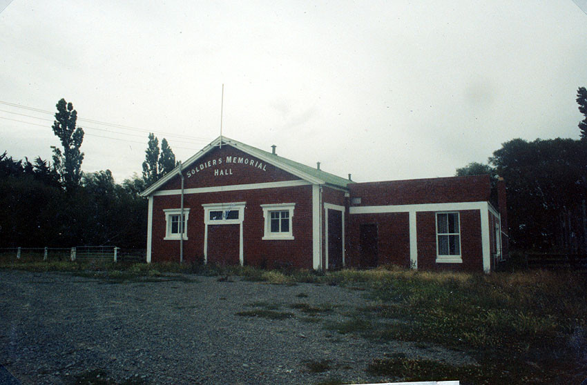 Lakeside Hall
Photographer Allan F Chapman
chapman-209