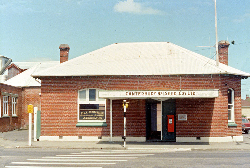 Canterbury Seed Company, High Street, Leeston
Photographer Allan F Chapman
Ellesmere Historical Society chapman-215